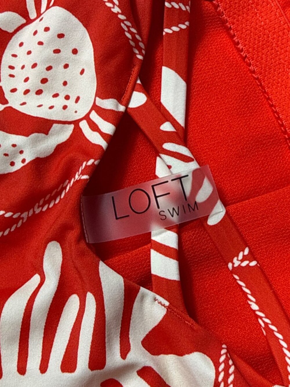 Loft Swim Ladies V-Neck Cross Back One-Piece Swimsuit Medium Red & White - Picture 7 of 8